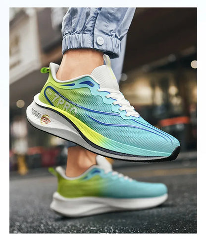 Non-slip shock-absorbing running shoes for outdoor activities