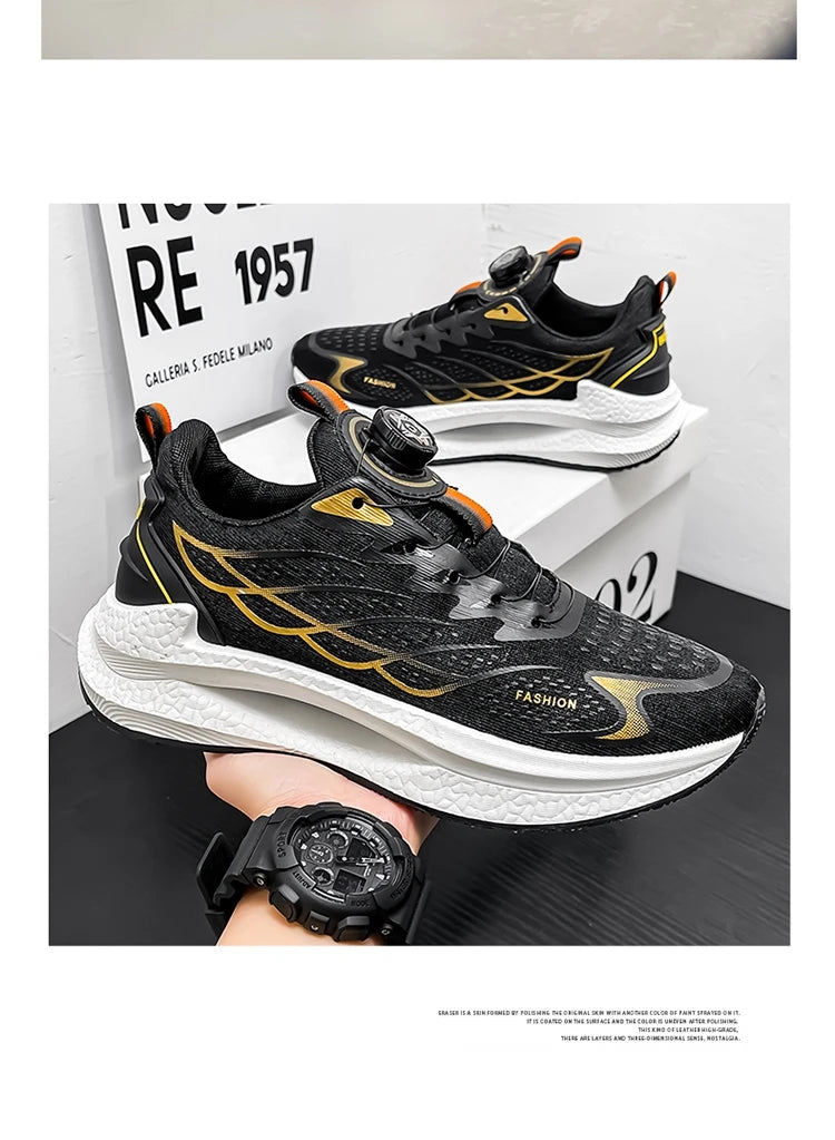 New fashionable men's sports shoes for outdoor sports
