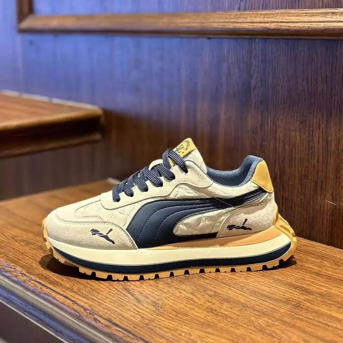 Comfortable breathable summer shoes for men