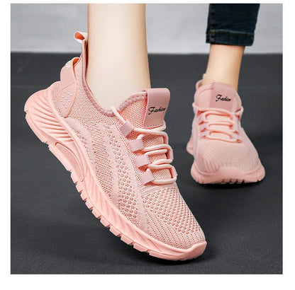 Women's flat sneakers