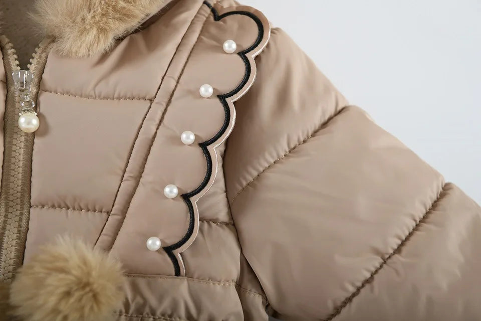 Kids windproof outerwear with cotton filling