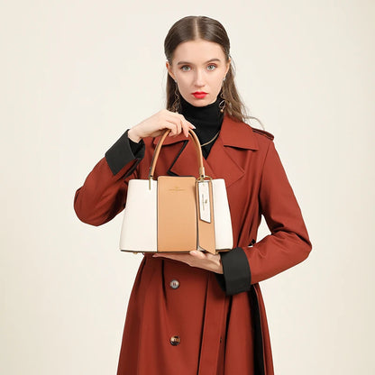 Large capacity purse