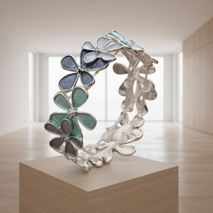 High-grade alloy bracelet